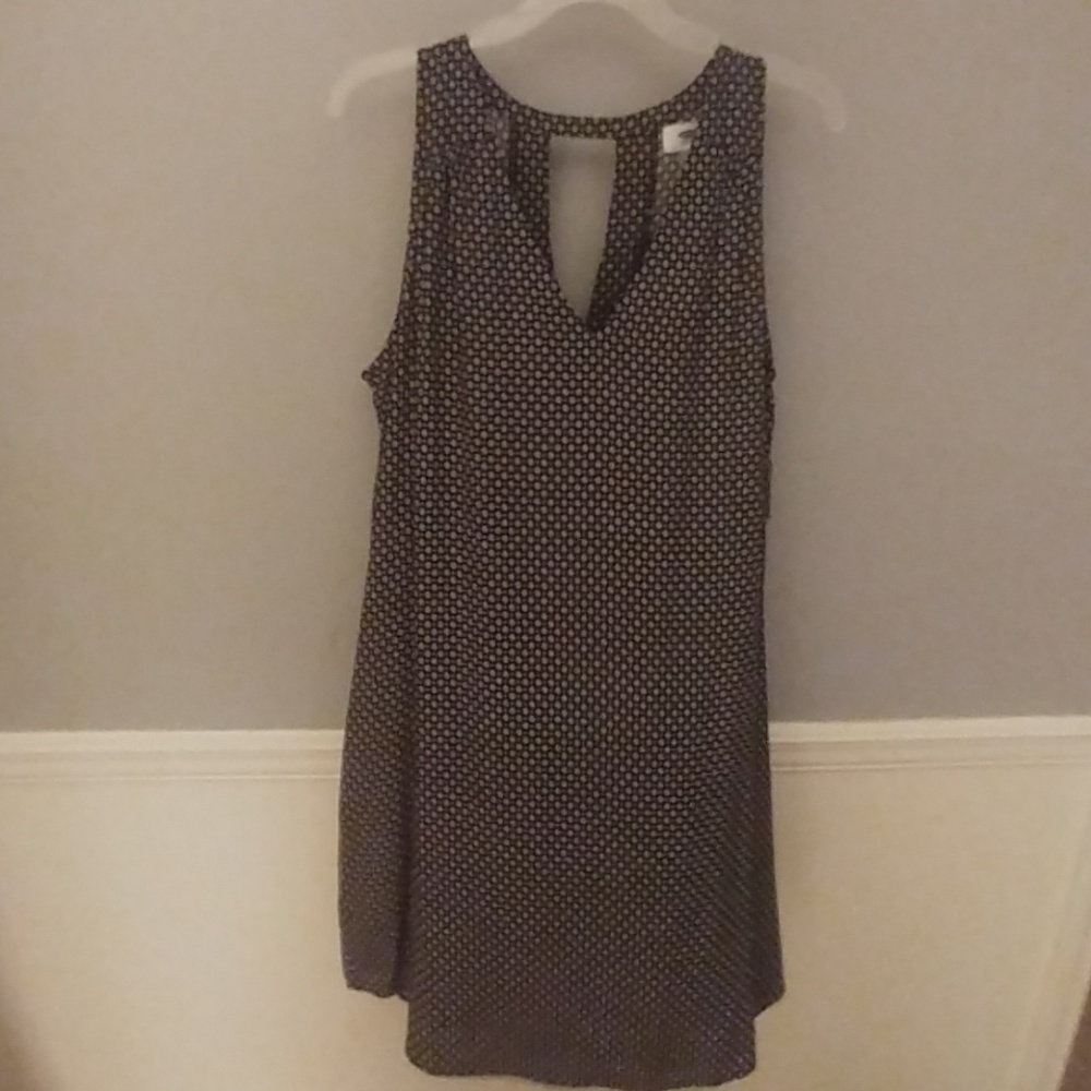 Beautiful NWT Old Navy Dress.